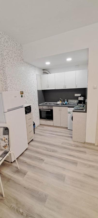Alana Apartment *